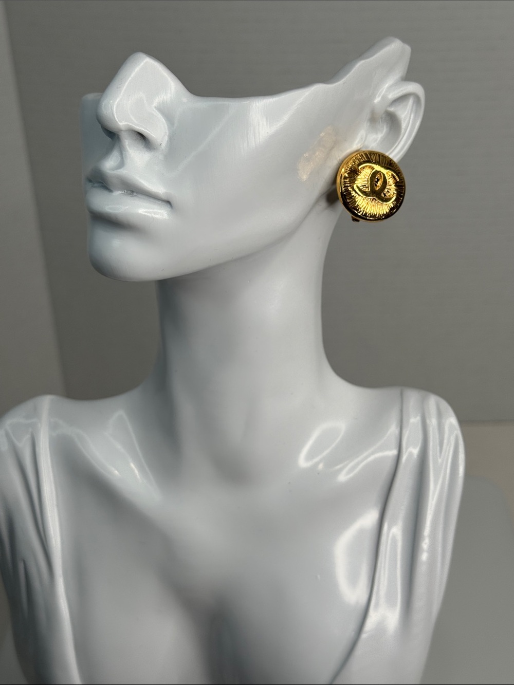 Vintage Chanel 1994 CC Logo Clip-On Earrings Gold Tone Sunburst Round